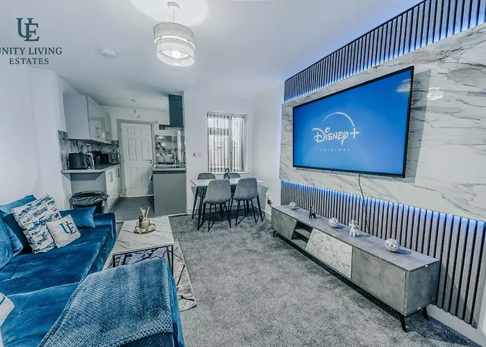 Royal Suite 1Br Near Etihad Stadium & Coop Live